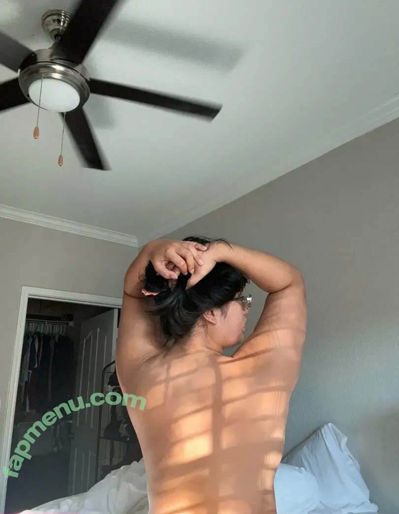 bellabundabaefree nude photo #0006 (bellabundabaefree)