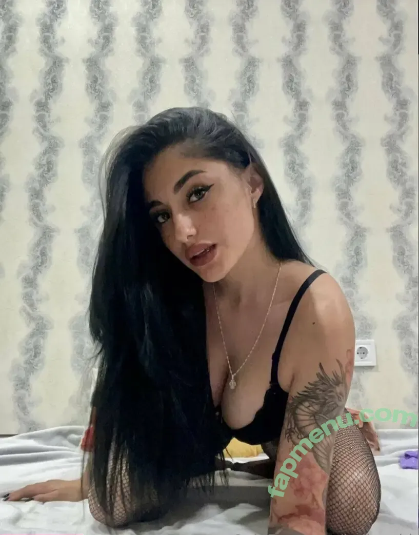 bellacakexx nude photo #0172 (bellapaigexx)