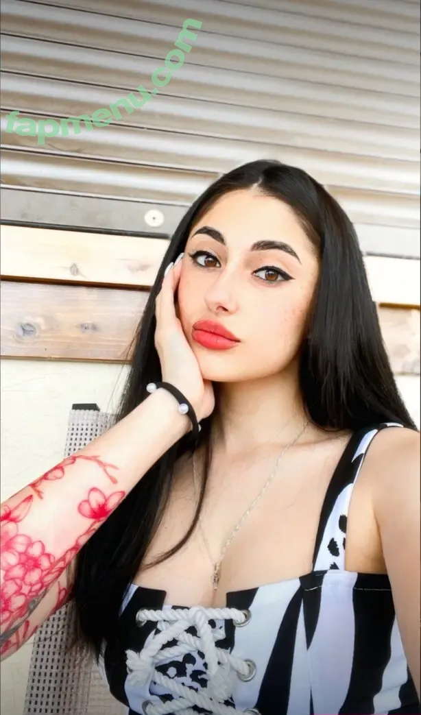 bellacakexx nude photo #0178 (bellapaigexx)