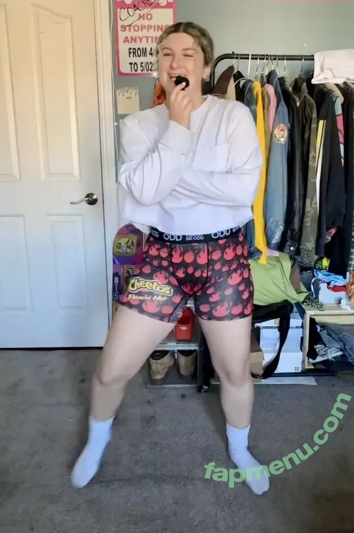 Belladeserio nude photo #0008 (bbella.deserio)