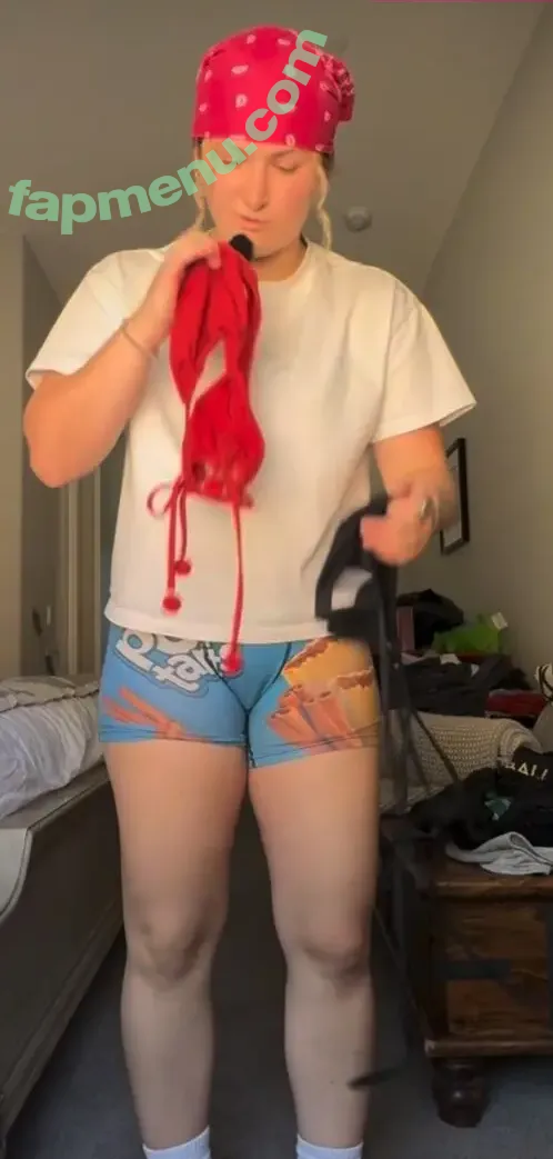 Belladeserio nude photo #0016 (bbella.deserio)