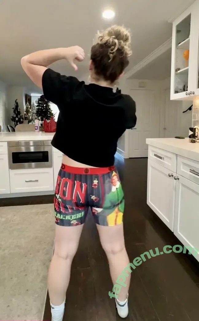 Belladeserio nude photo #0021 (bbella.deserio)