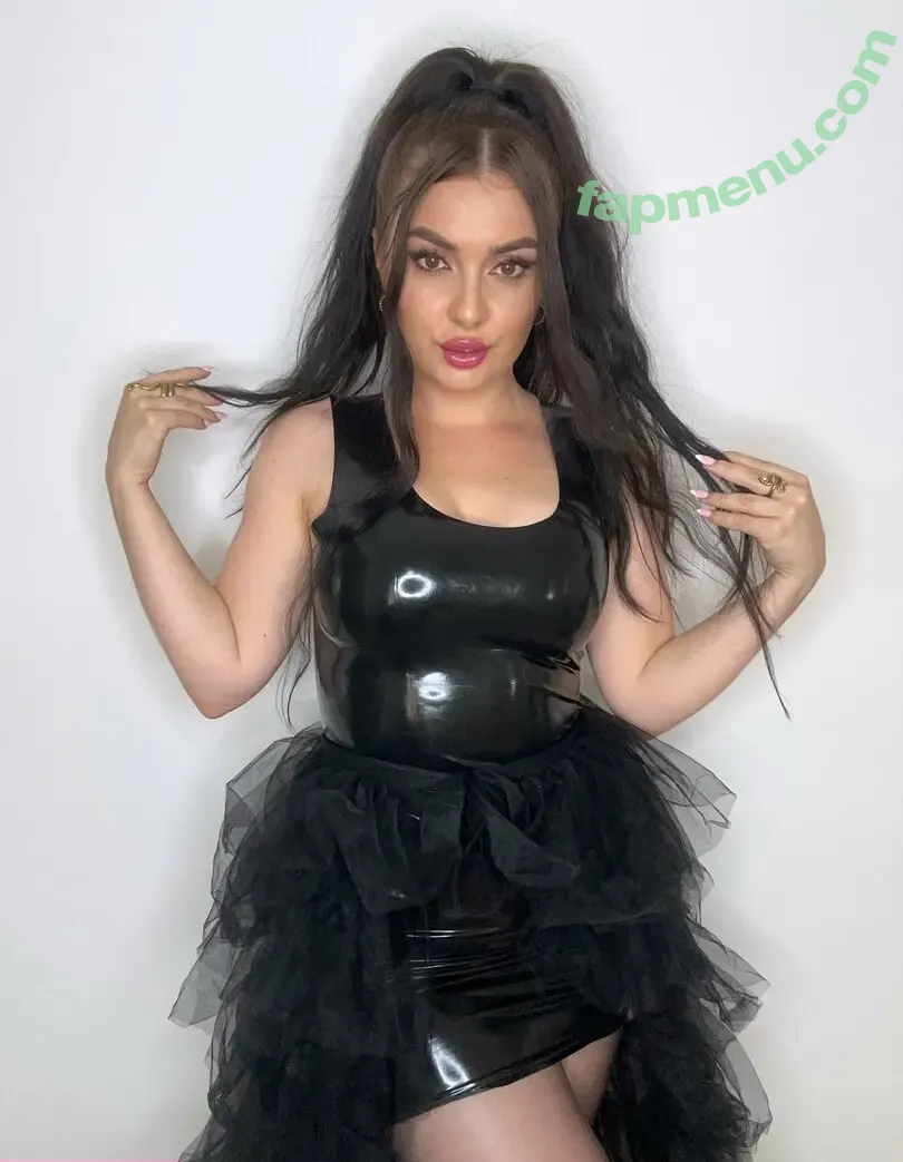 belladiablo_foyer nude photo #0017 (_isabelledyer)