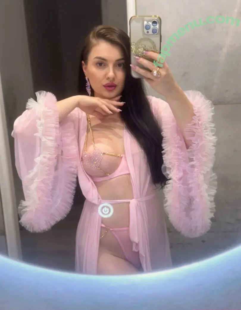 belladiablo_foyer nude photo #0019 (_isabelledyer)