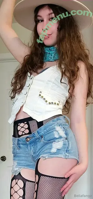 bellafangz / ahegaofangz nude photo #0141