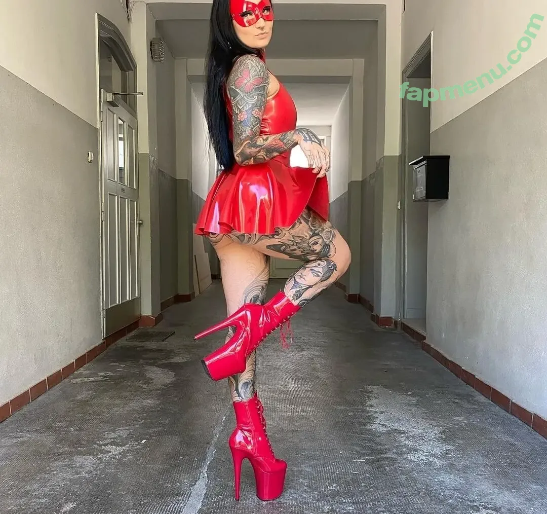 Bellaisadora nude photo #0056 (bella_isadora_official)