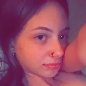 bellalovess / izzyybellaa nude photo #0002