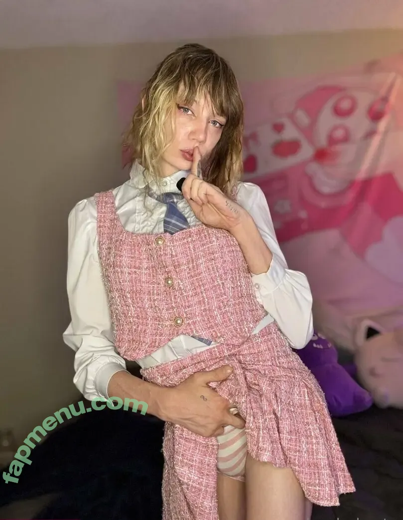 bellathrnexo nude photo #0035 (bellaxxthrne)