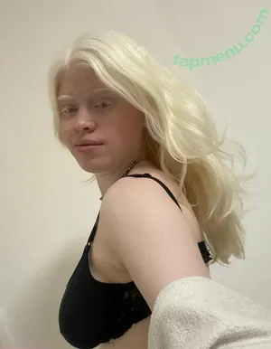  nude photo #0003