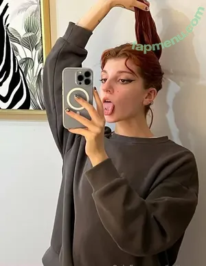  nude photo #0008