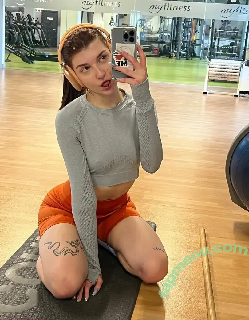 bellayunaa nude photo #0019 (bellayunaa)