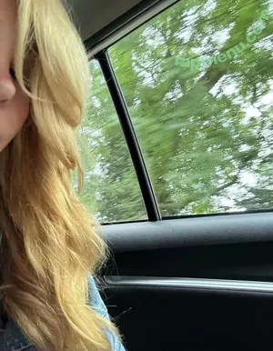 Belle Delphine / belle.delphine / belledelphine / bunnydelphine nude photo #9984