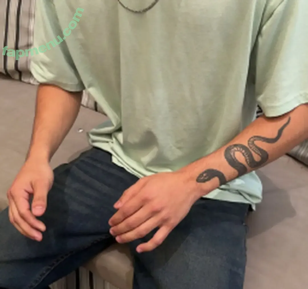 Bellesa nude photo #0001 (bellesaplus / mshnaidman / onlybellesa)