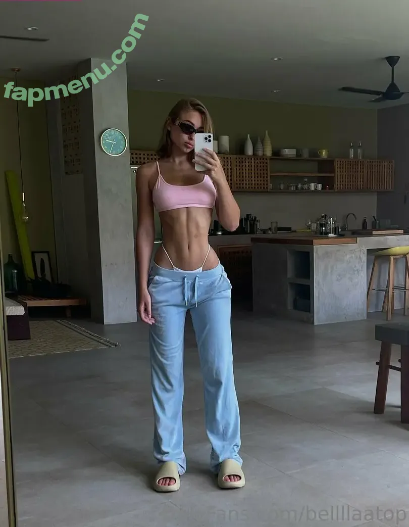 bellllaatop nude photo #0194 (bellagraceweems)