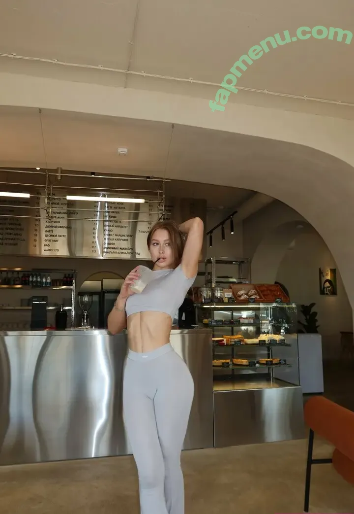 bellllaatop nude photo #0204 (bellagraceweems)
