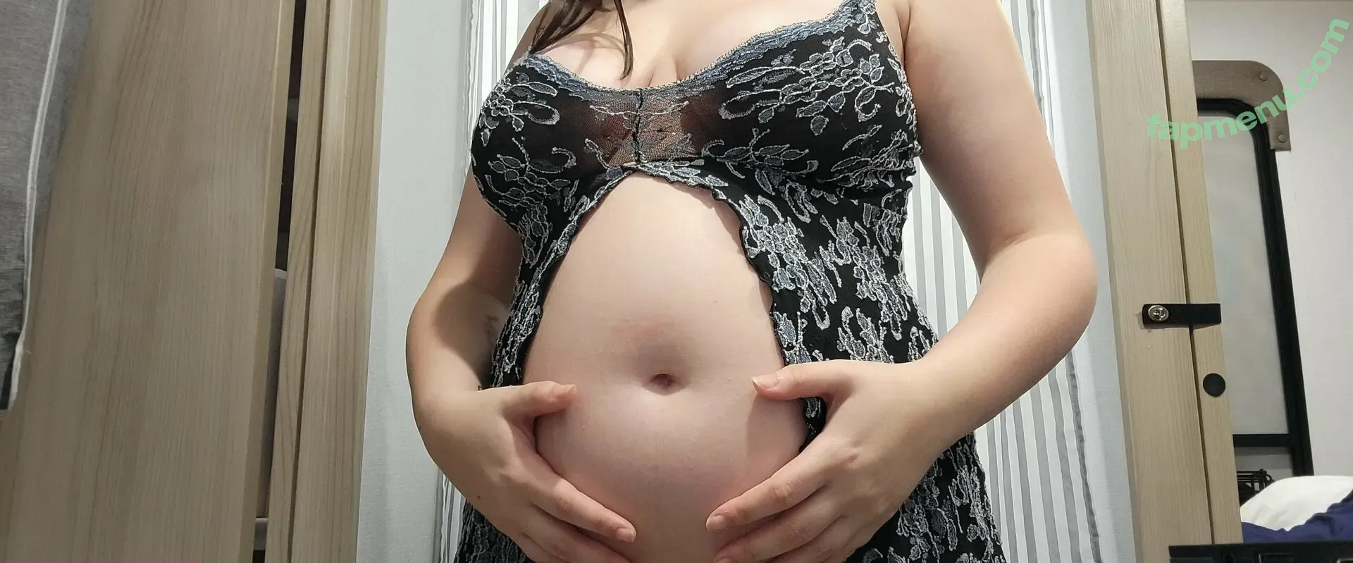 belly.0416 nude photo #0001 (belly.0416)