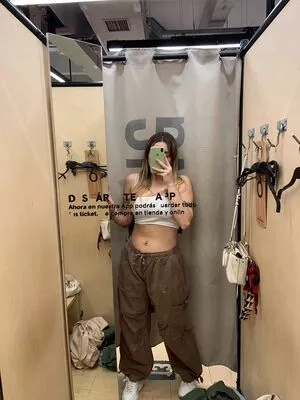 belonly / belmakesmusic nude photo #0141