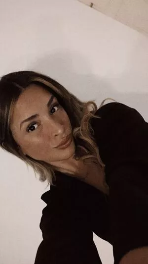 belonly / belmakesmusic nude photo #0151