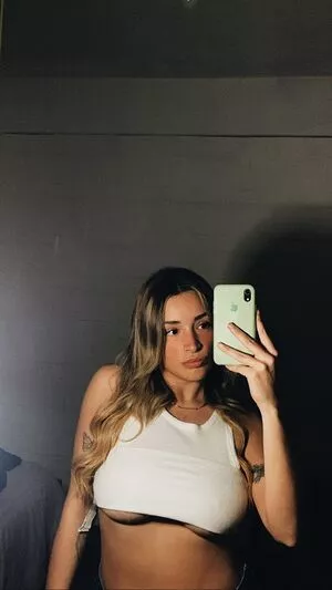 belonly / belmakesmusic nude photo #0158