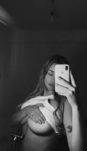 belonly / belmakesmusic nude photo #0159