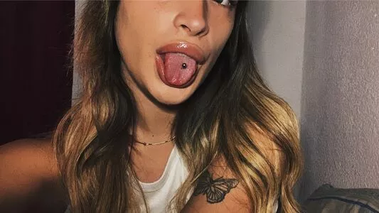 belonly / belmakesmusic nude photo #0170