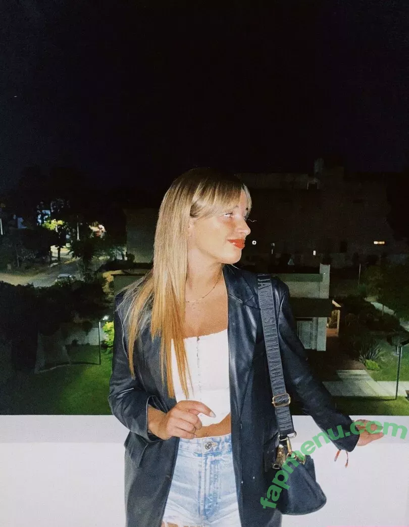 belonly nude photo #0111 (belmakesmusic)