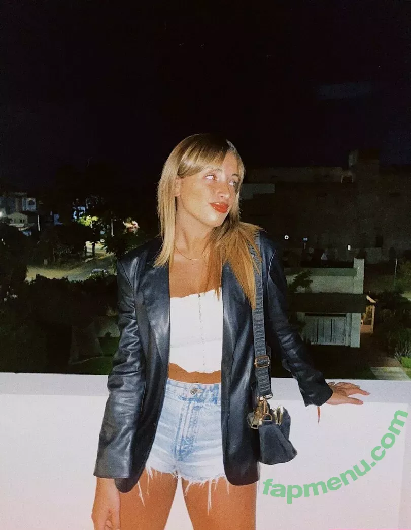 belonly nude photo #0112 (belmakesmusic)