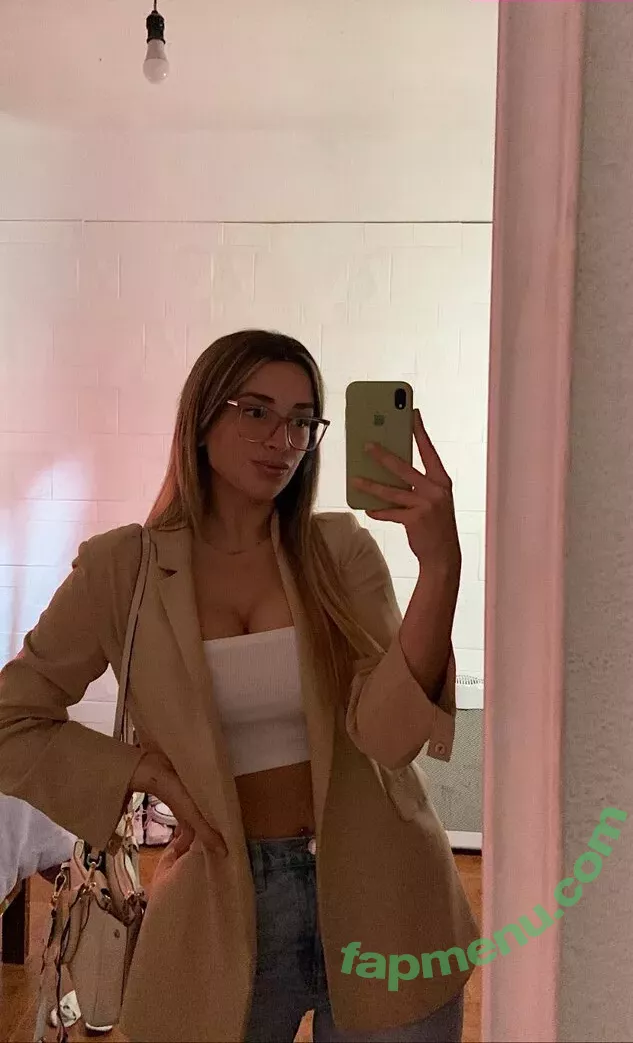 belonly nude photo #0174 (belmakesmusic)