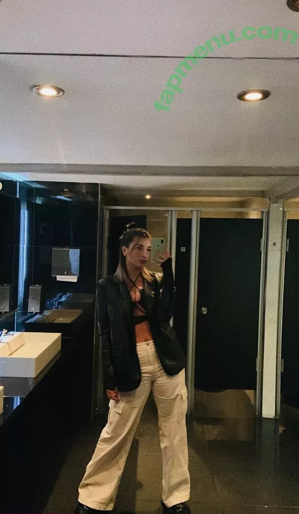 belonly nude photo #0215 (belmakesmusic)