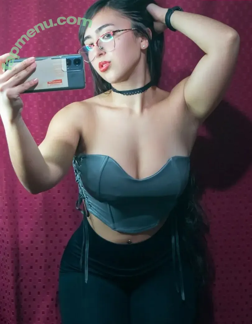 belu_elias nude photo #0023 (belu_elias)