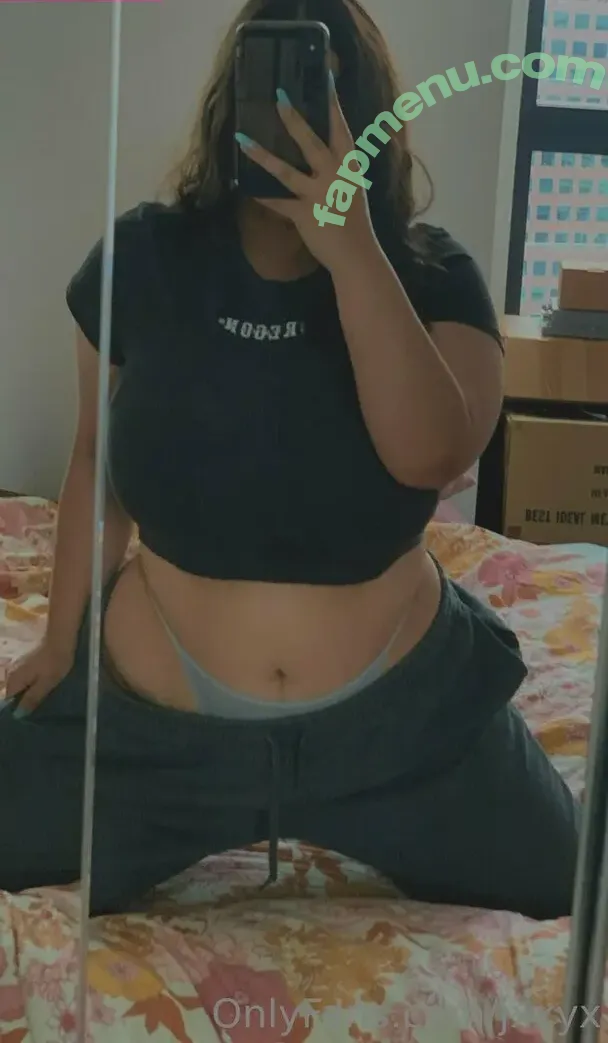 bemyjxy nude photo #0003 (bemiyghty)