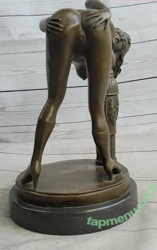 Bend Over nude photo #0002 (Bend Over)