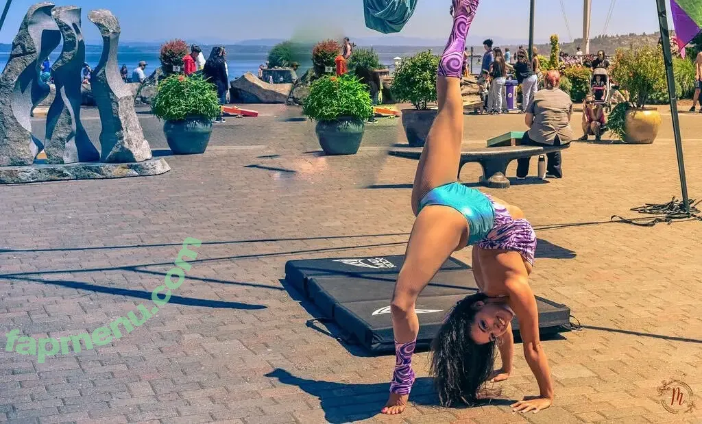 bendybarista nude photo #0056 (bendybarista)