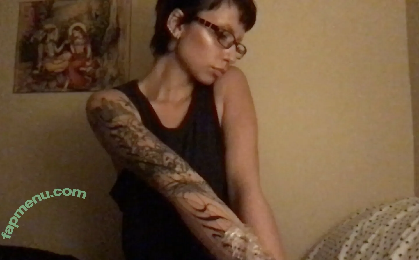 Bente Violet nude photo #0103 (bentevviolet / justviolet)