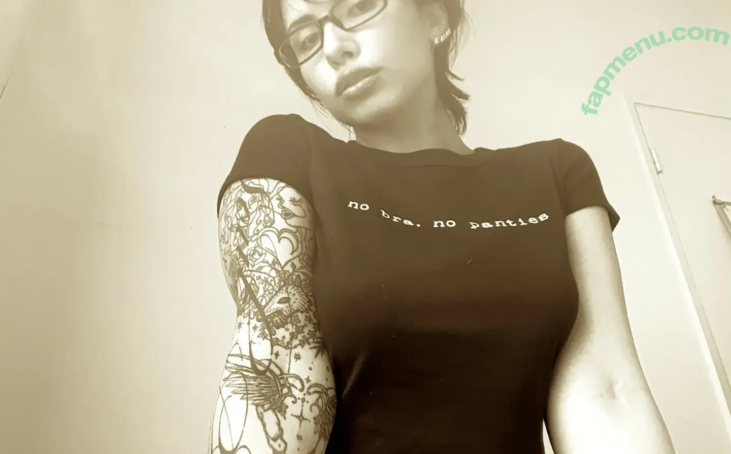 Bente Violet nude photo #0127 (bentevviolet / justviolet)