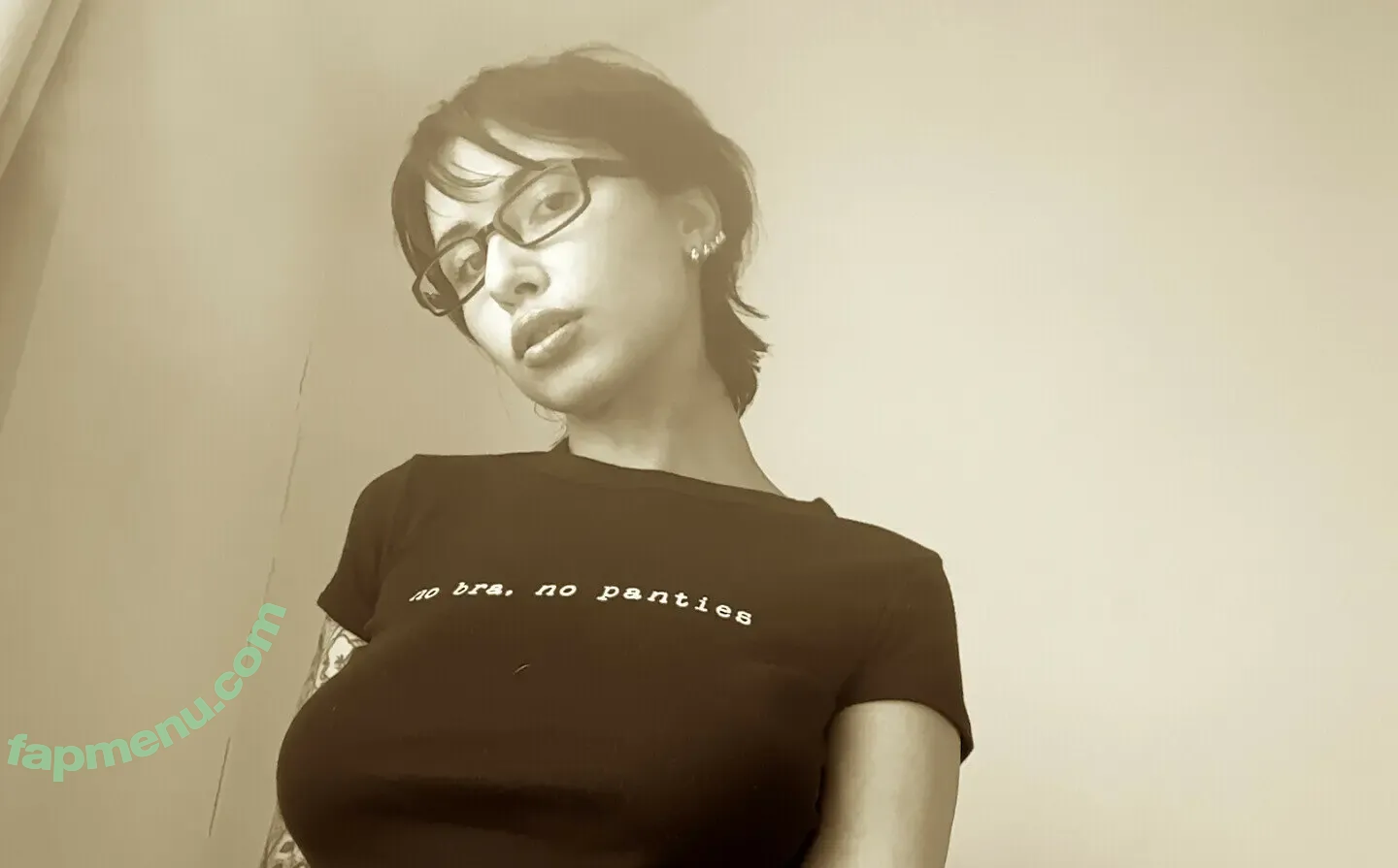 Bente Violet nude photo #0128 (bentevviolet / justviolet)