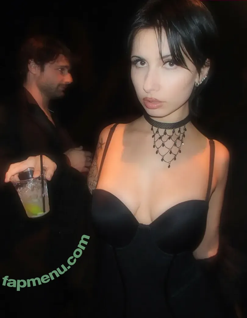 Bente Violet nude photo #0138 (bentevviolet / justviolet)