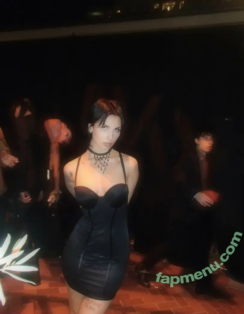 Bente Violet nude photo #0139 (bentevviolet / justviolet)