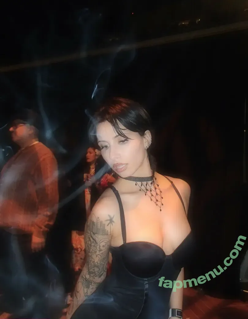 Bente Violet nude photo #0144 (bentevviolet / justviolet)