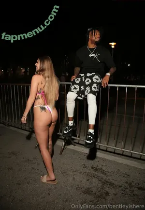 bentleyishere / bentleeeyyyyy nude photo #0005
