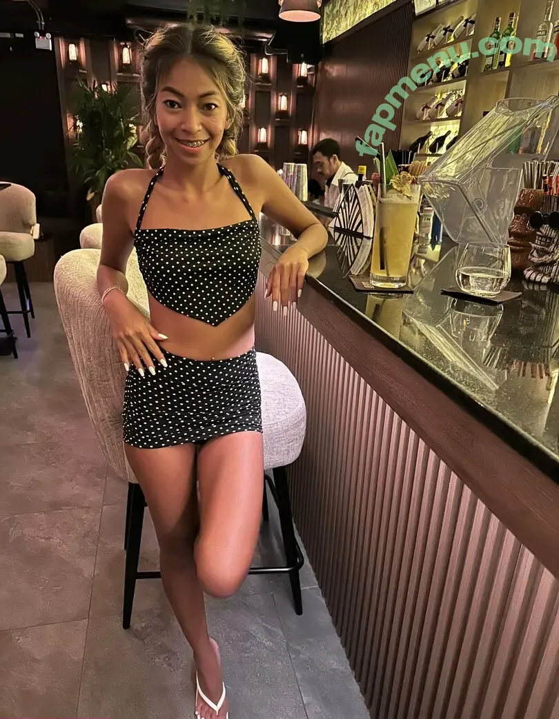 benzasia nude photo #0001 (benzasiamagic)