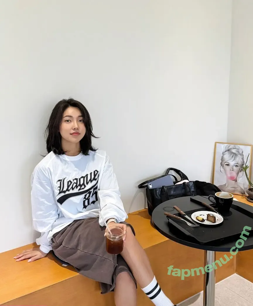 Beo Deul Jeong 정버들 nude photo #0868 (deulll_)