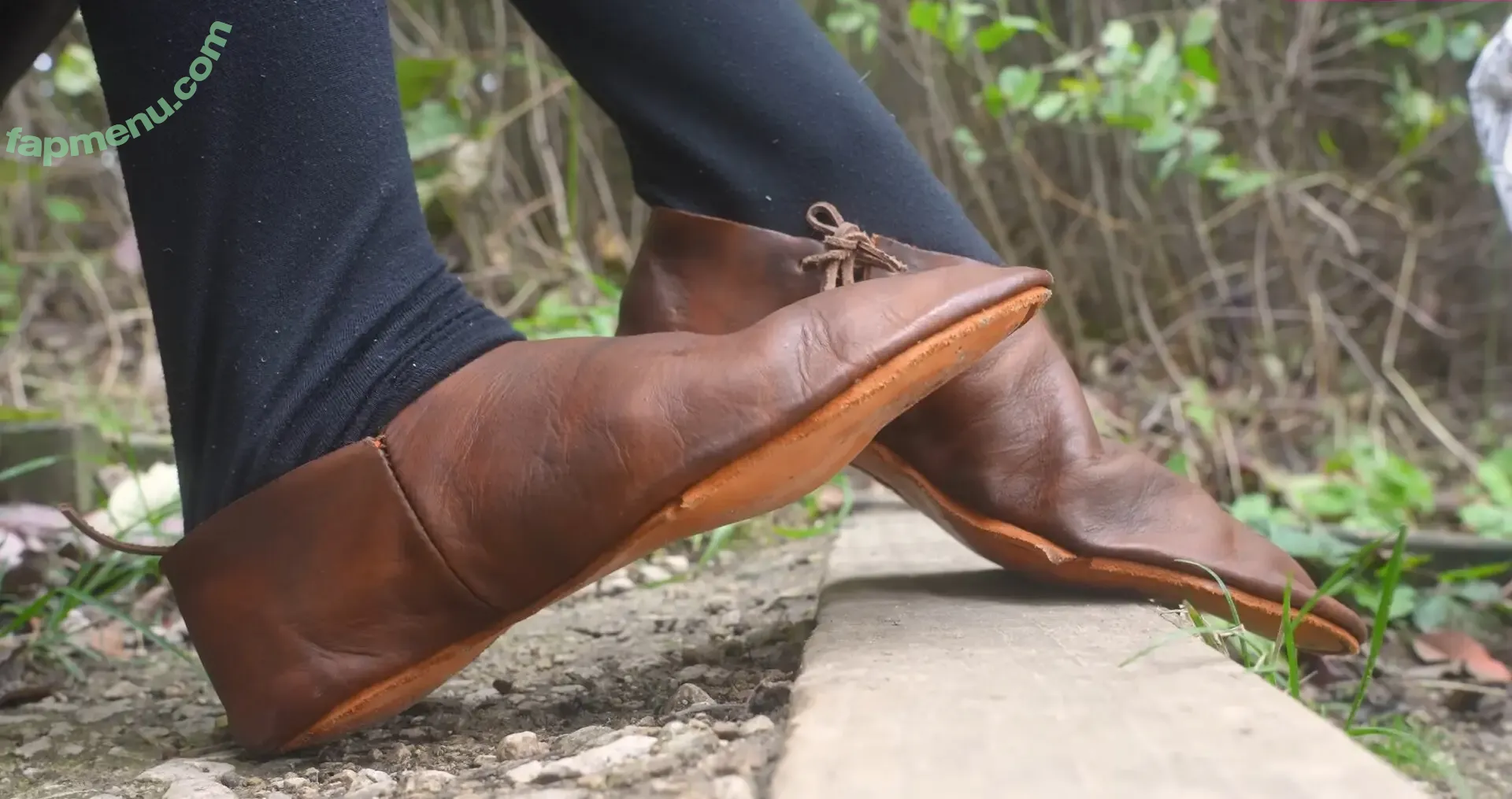 Bernadette Banner nude photo #0018 (bernadettebanner / stockingstuffers)