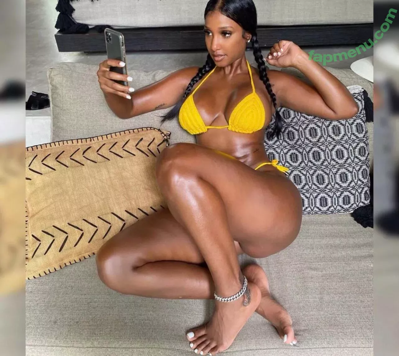 Bernice Burgos nude photo #0032 (berniceburgos / realberniceburgos)