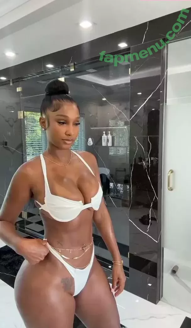 Bernice Burgos nude photo #0035 (berniceburgos / realberniceburgos)