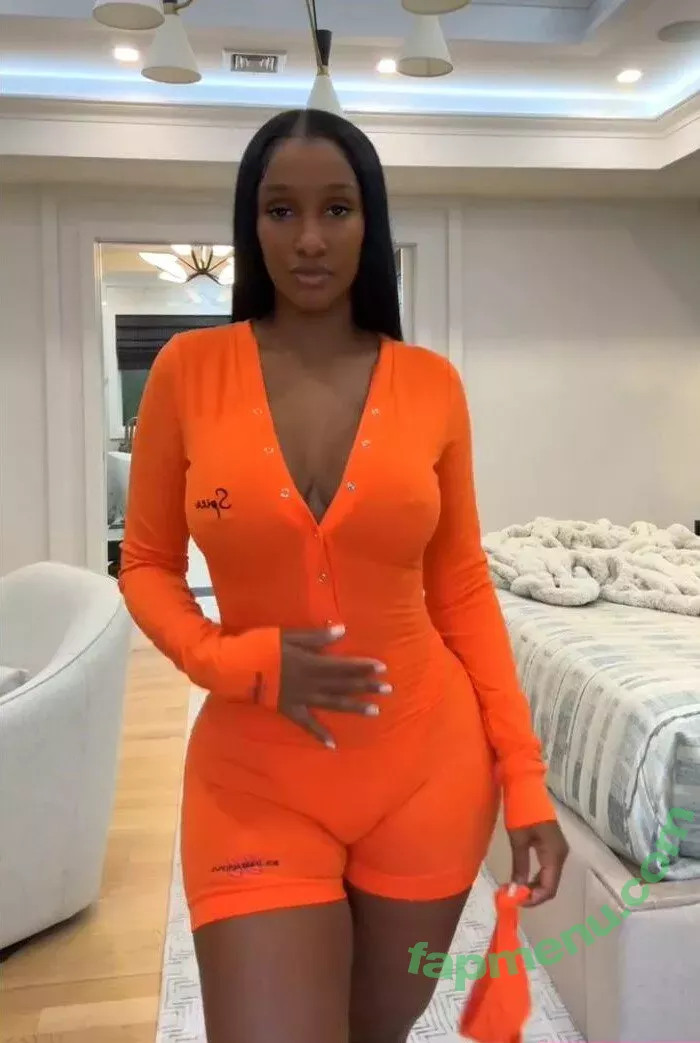 Bernice Burgos nude photo #0159 (berniceburgos / realberniceburgos)