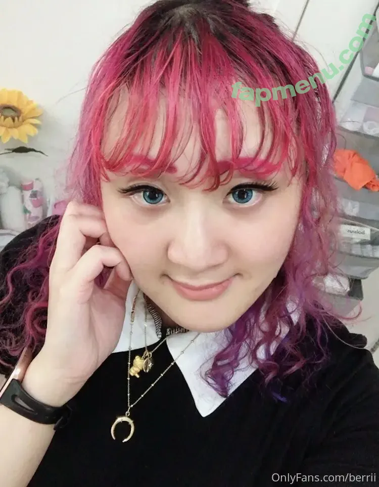 berrii nude photo #0003 (bubblberrii)