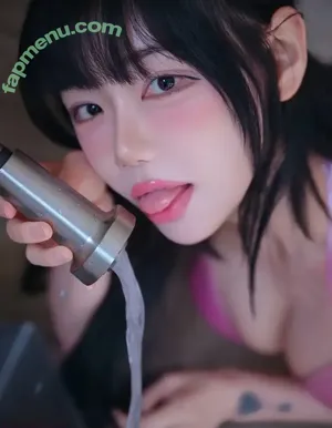 Berry / berry_is_blooming nude photo #0915