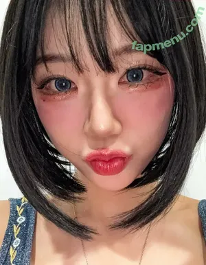 Berry / berry_is_blooming nude photo #0964