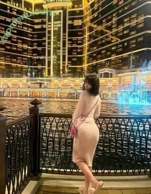 Berry / berry_is_blooming nude photo #0968